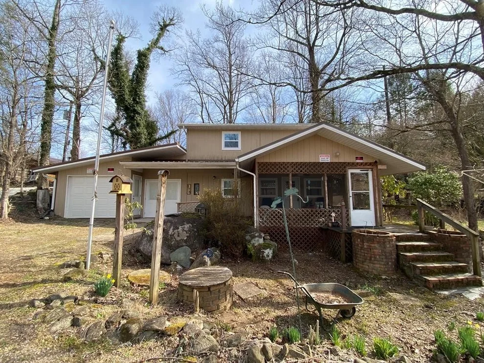 Unit for sale at 178 Stonewall Way, Cosby, TN 37722