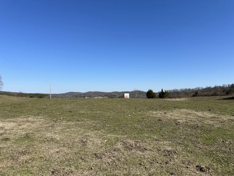Unit for sale at 134 County Road 46, Athens, TN 37303