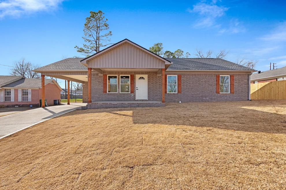 Unit for sale at 15 Riley Cv, Jackson, TN 38305