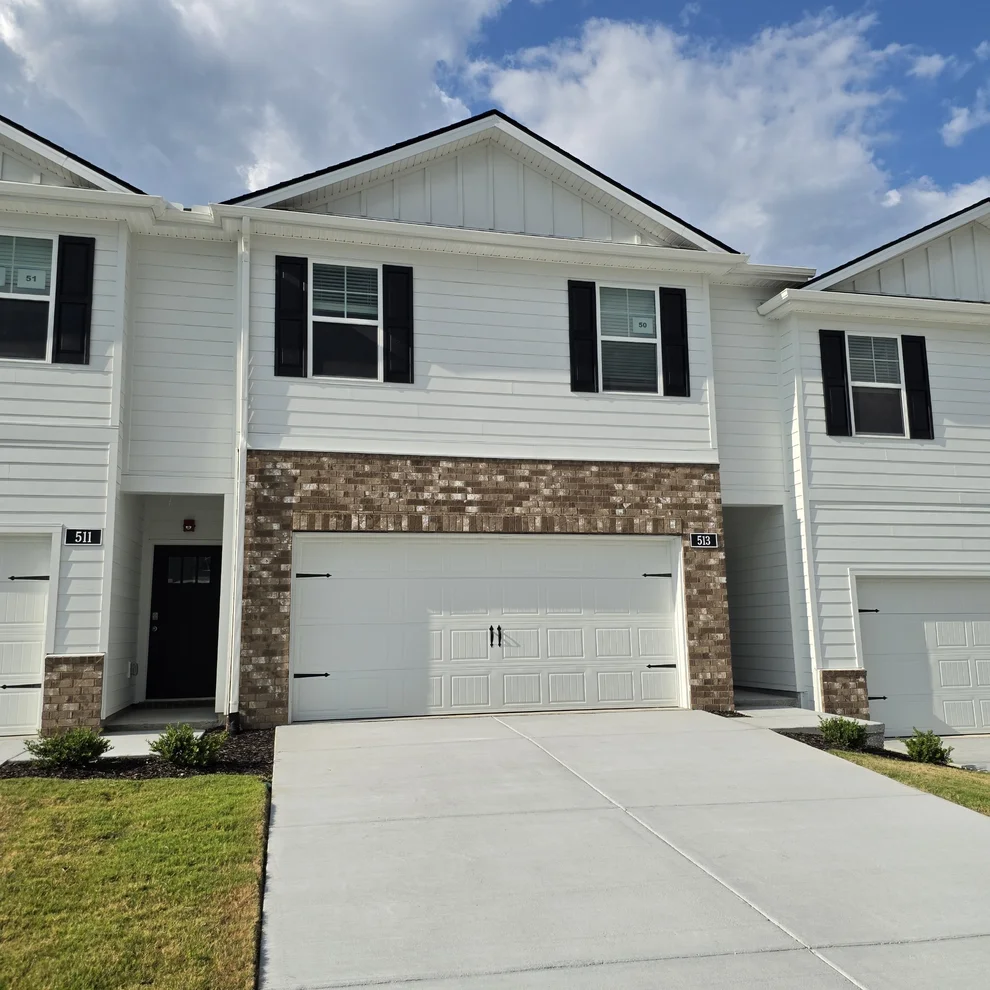 Unit for sale at 513 Mound Rd, La Vergne, TN 37086
