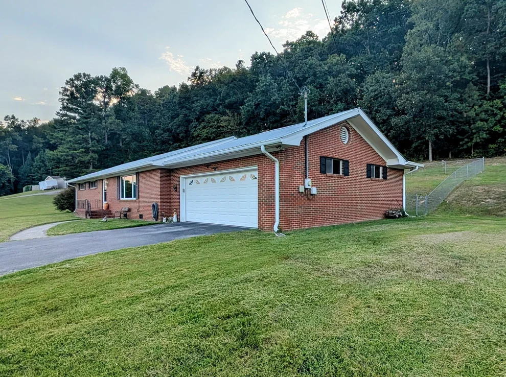 Unit for sale at 4392 Blue Springs Rd, Cleveland, TN 37311