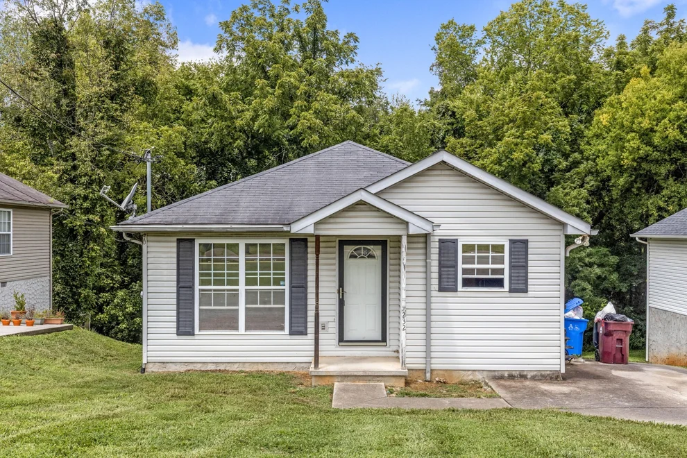 Unit for sale at 232 W Edison Street, Alcoa, TN 37701