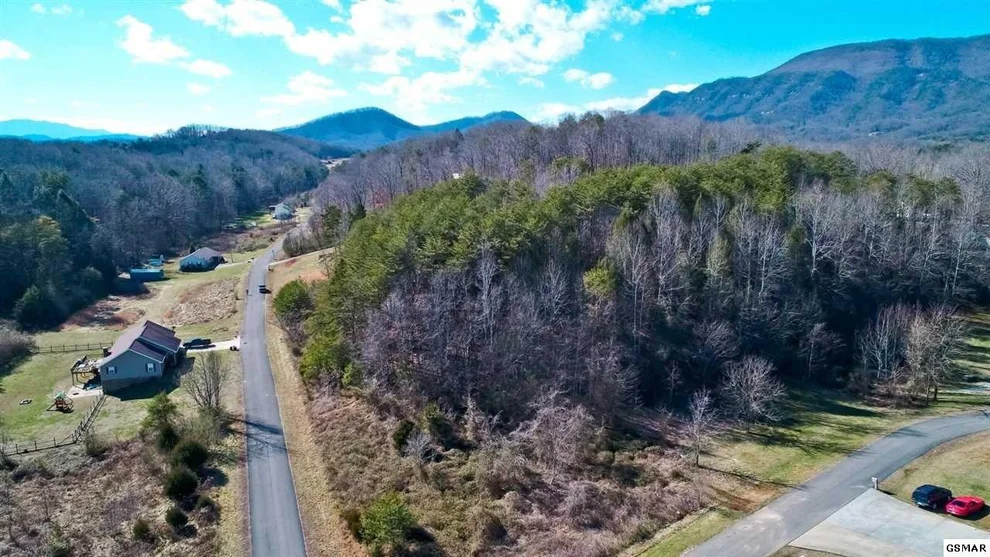 Unit for sale at 26 English Fields Drive, Newport, TN 37821