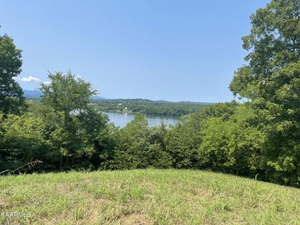 Unit for sale at 0 Waterford Way, Newport, TN 37821