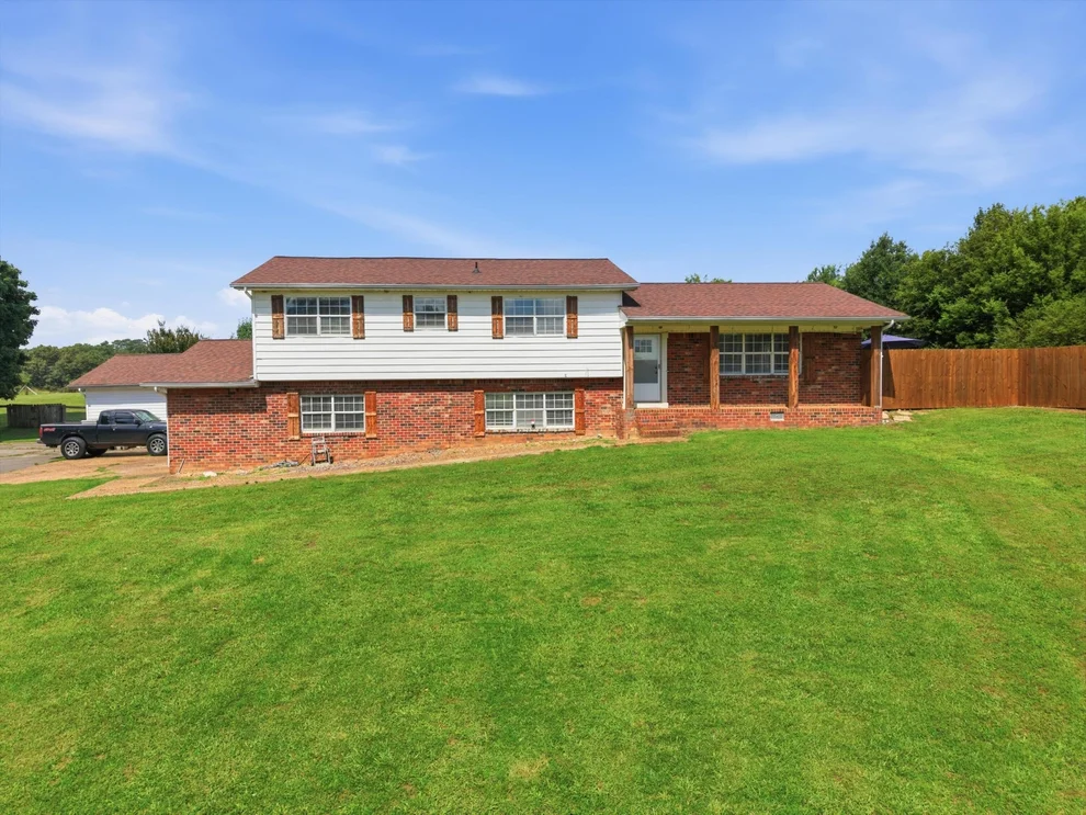 Unit for sale at 116 Swafford Lane NW, Charleston, TN 37310