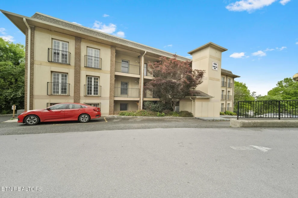 Unit for sale at 1004 Game Day Way, Knoxville, TN 37902