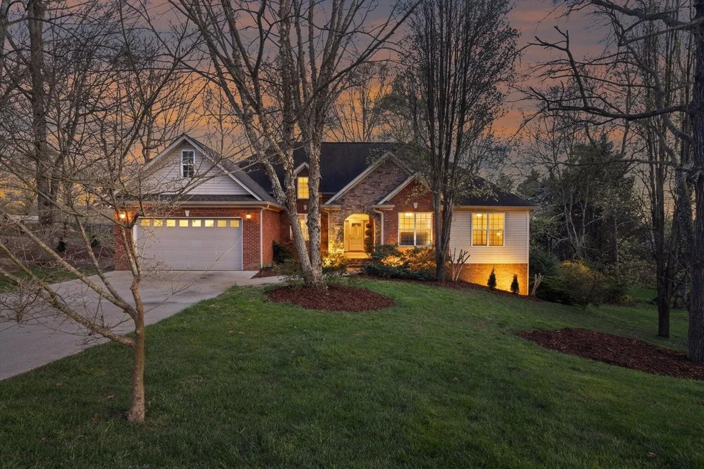 Unit for sale at 7187 Homestead Circle, Hixson, TN 37343