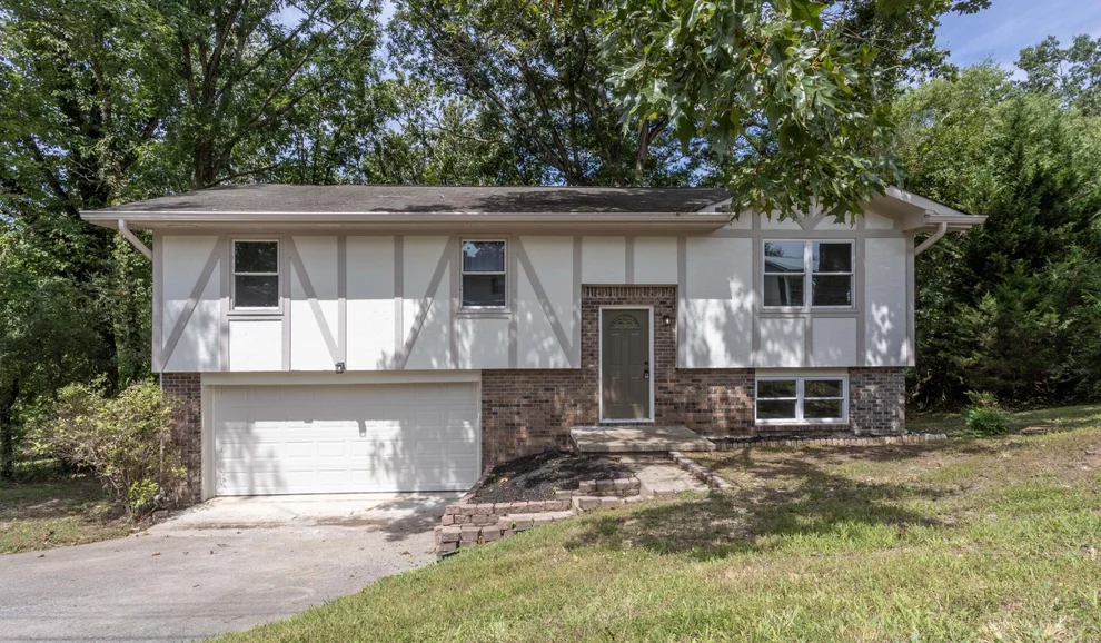 Unit for sale at 7139 Cane Hollow Road, Hixson, TN 37343