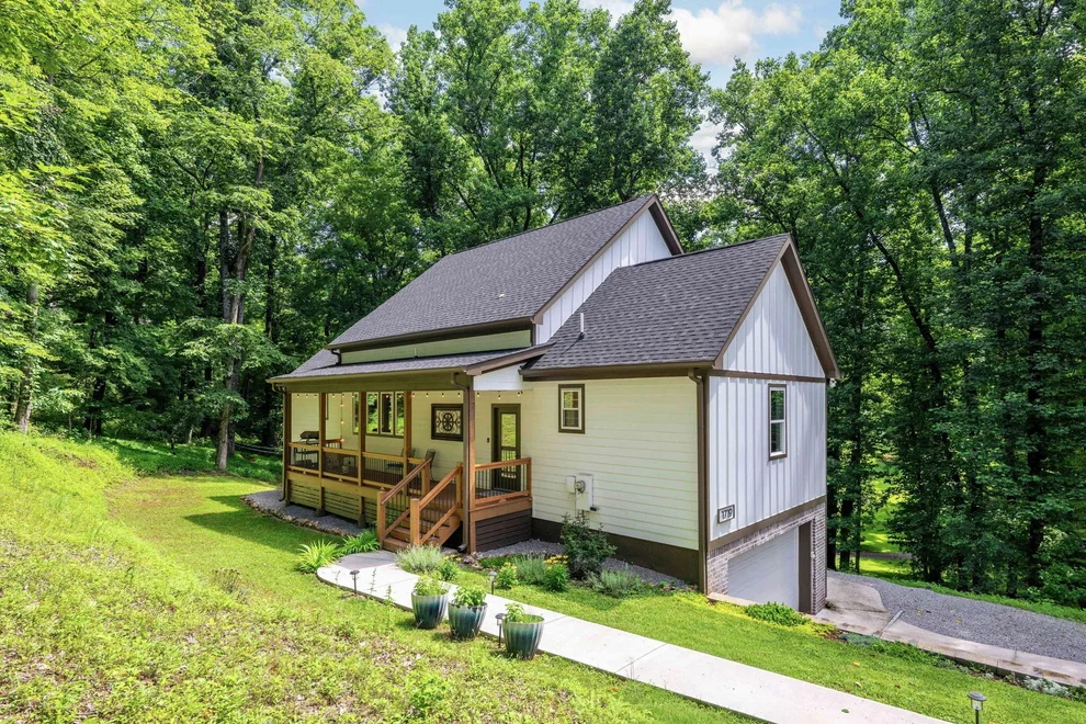 Unit for sale at 1719 Hidden Harbor Road, Hixson, TN 37343