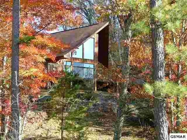 Photo of 3517 Sugar Maple Loop Road, Sevierville, TN 37862