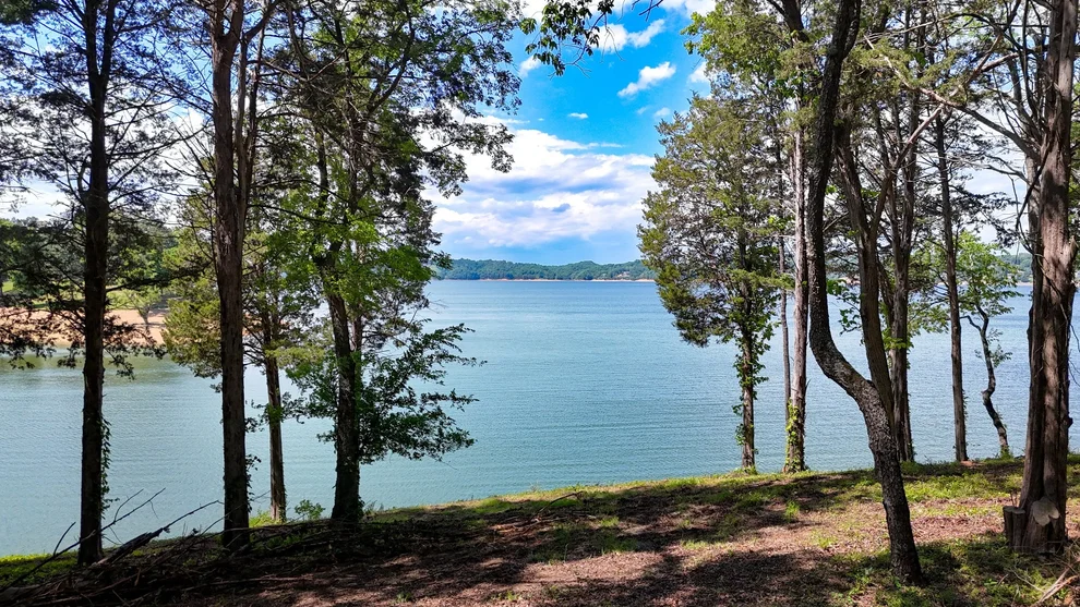 Unit for sale at 122 Ridge Point Trl, Dandridge, TN 37725