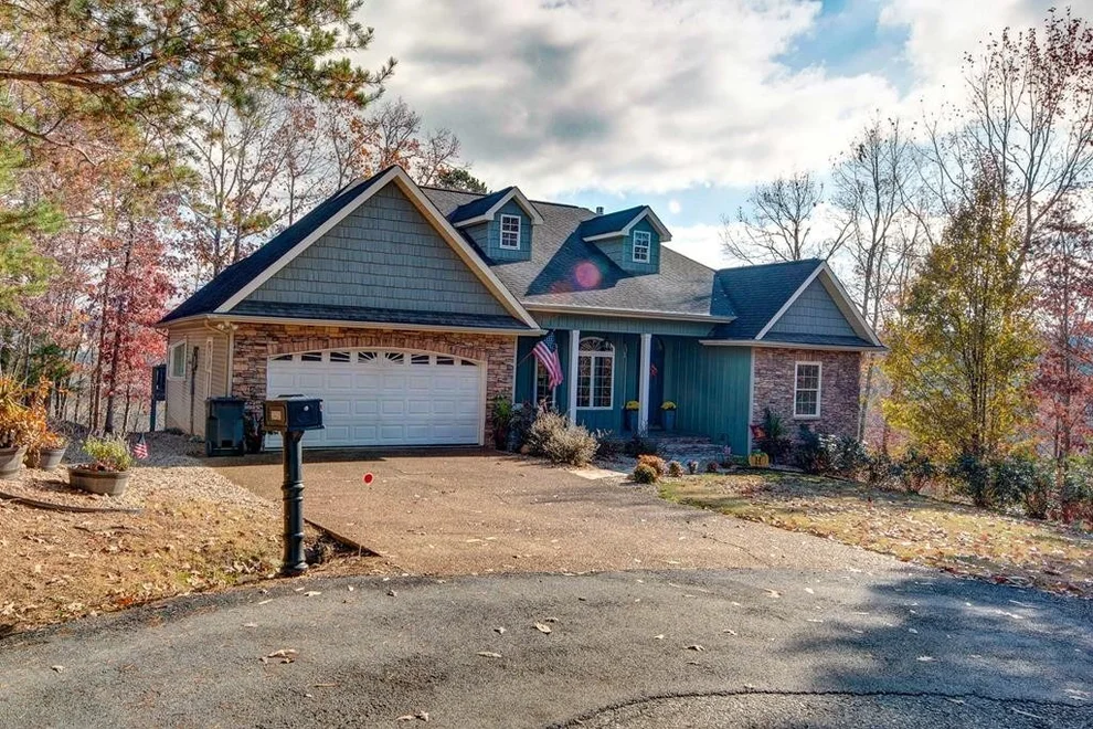 Unit for sale at 2409 Joshua Lane, Pigeon Forge, TN 37863