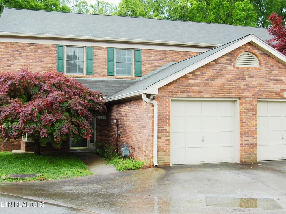 Unit for sale at 136 Durwood Rd, Knoxville, TN 37922
