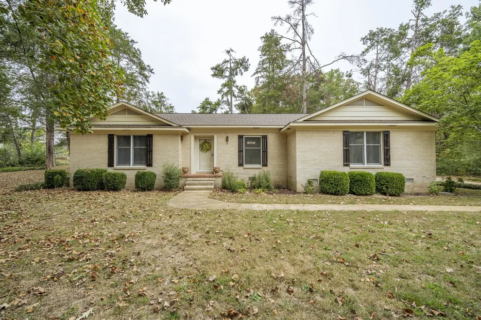 Unit for sale at 70 HOLT ST, Savannah, TN 38372