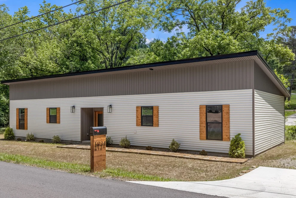 Unit for sale at 5934 Old Dayton Pike, Chattanooga, TN 37415