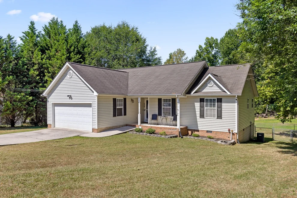 Unit for sale at 301 Ridgecrest Drive, La Fayette, GA 30728