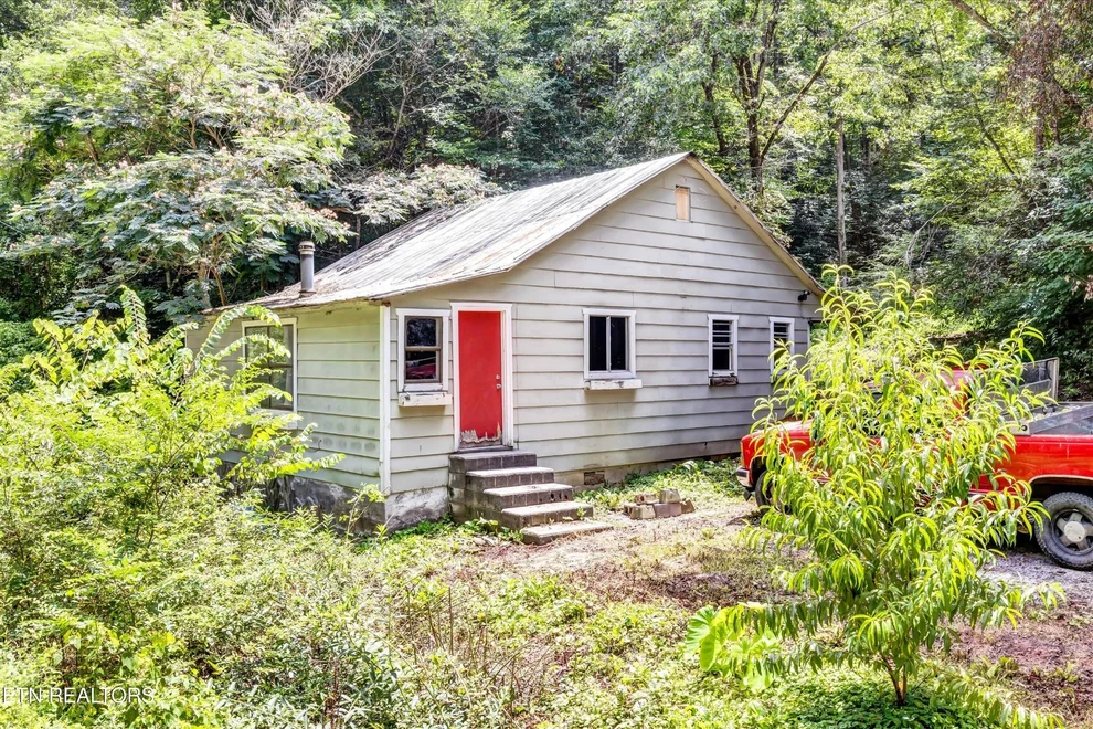 Unit for sale at 4138 Richardson Cove Rd, Sevierville, TN 37876