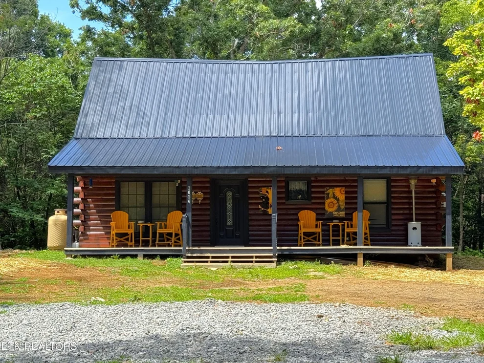 Unit for sale at 1014 Lightnen Rd, Parrottsville, TN 37843
