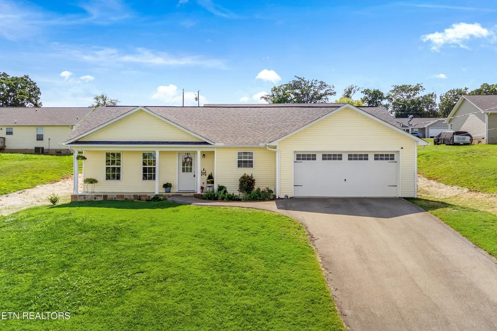Unit for sale at 2026 Jonathan Drive, White Pine, TN 37890