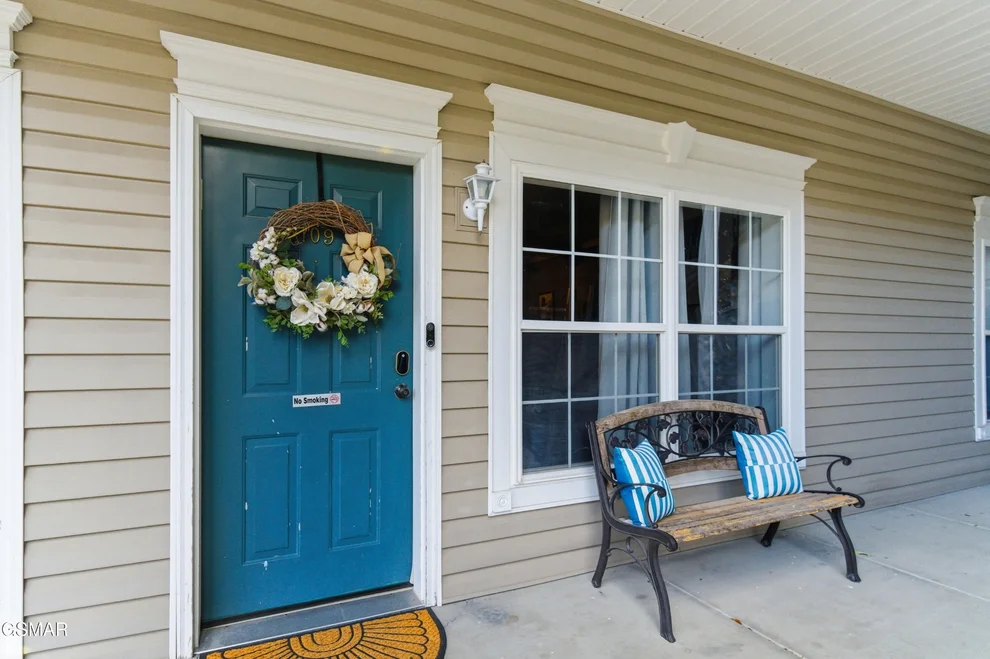 Unit for sale at 2743 Colonial Drive, Pigeon Forge, TN 37863