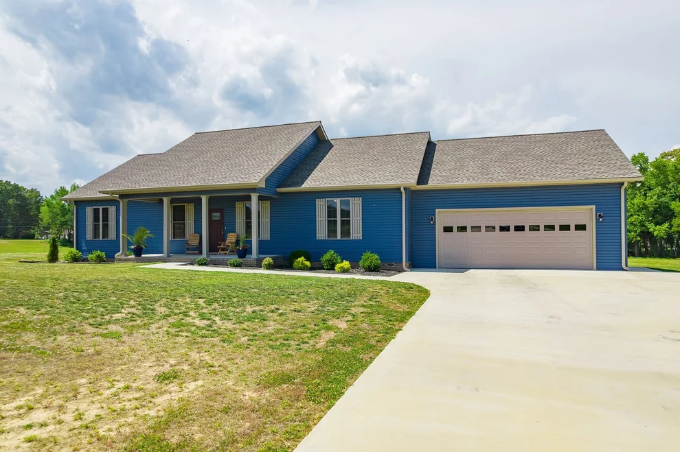 Unit for sale at 745 Alman Cemetery Rd, Paris, TN 38242