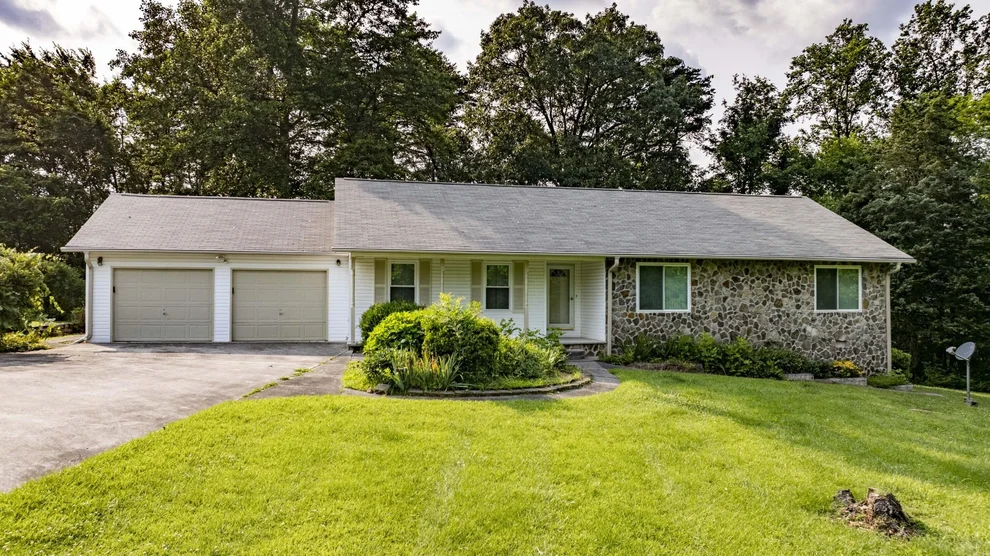 Unit for sale at 1196 Ashley Lane, Dayton, TN 37321