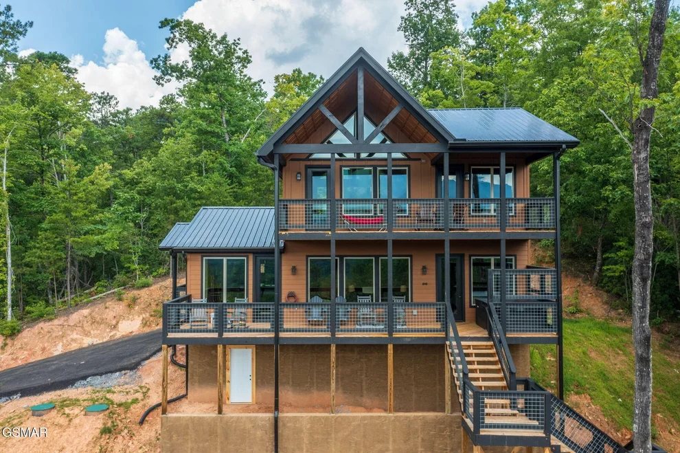 Unit for sale at 775 Cartertown rd, Gatlinburg, TN 37738