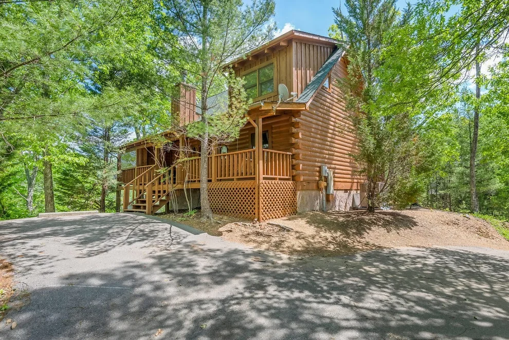 Unit for sale at 2914 Santella Way, Sevierville, TN 37862