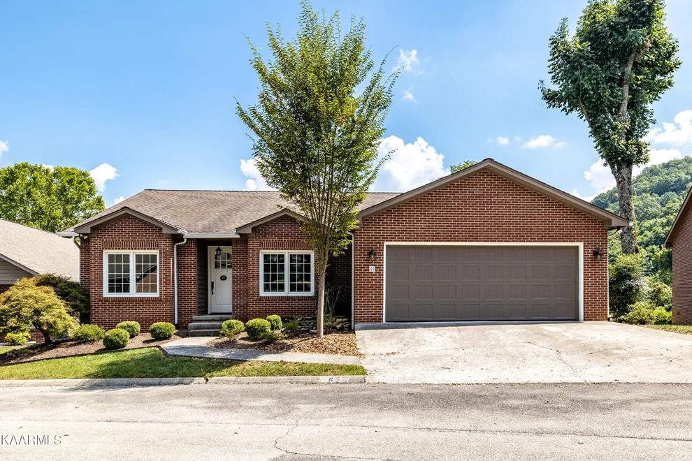 Unit for sale at 65 Riverview Drive, Oak Ridge, TN 37830