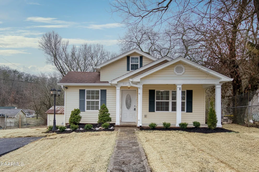 Unit for sale at 5107 S Sevierville Pike, Knoxville, TN 37920