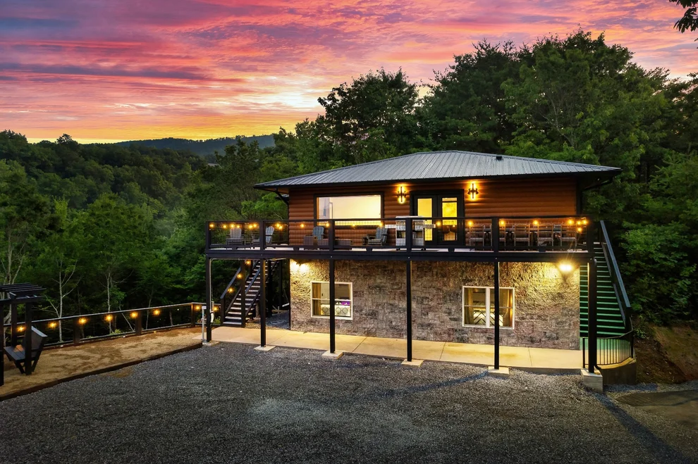 Unit for sale at 3853 Warden Branch Ln, Gatlinburg, TN 37738