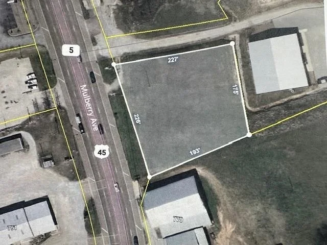 Unit for sale at 745 MULBERRY AVE, Selmer, TN 38375