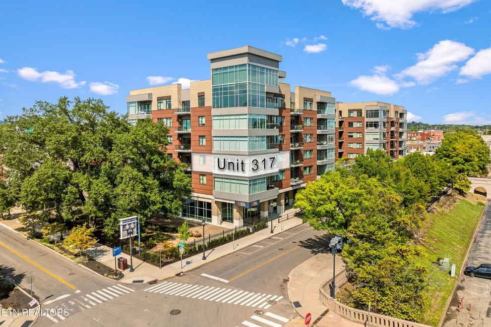 Unit for sale at 333 W Depot Ave, Knoxville, TN 37917