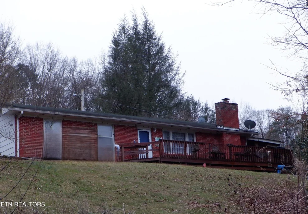 Unit for sale at 6315 Lacy Rd, Knoxville, TN 37912