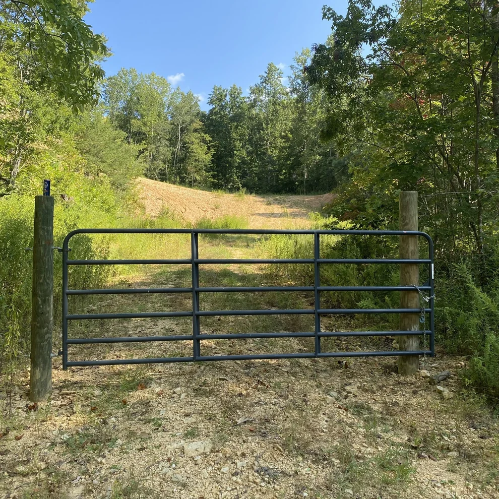 Unit for sale at 401 Napier Rd, Hohenwald, TN 38462