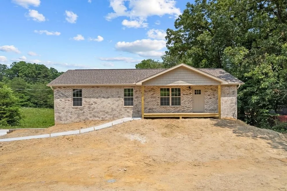 Unit for sale at 425 McKinney Drive, Sevierville, TN 37876