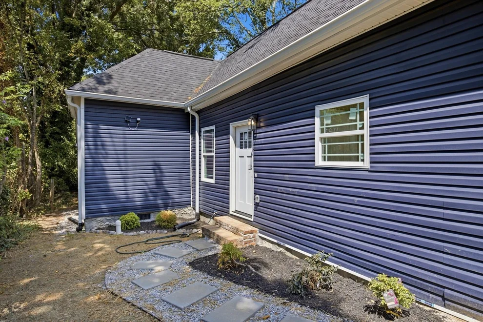 Unit for sale at 1711 Stanfiel Street, Chattanooga, TN 37406