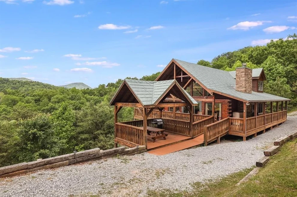 Unit for sale at 2612 Blanket Mountain Way, Sevierville, TN 37862