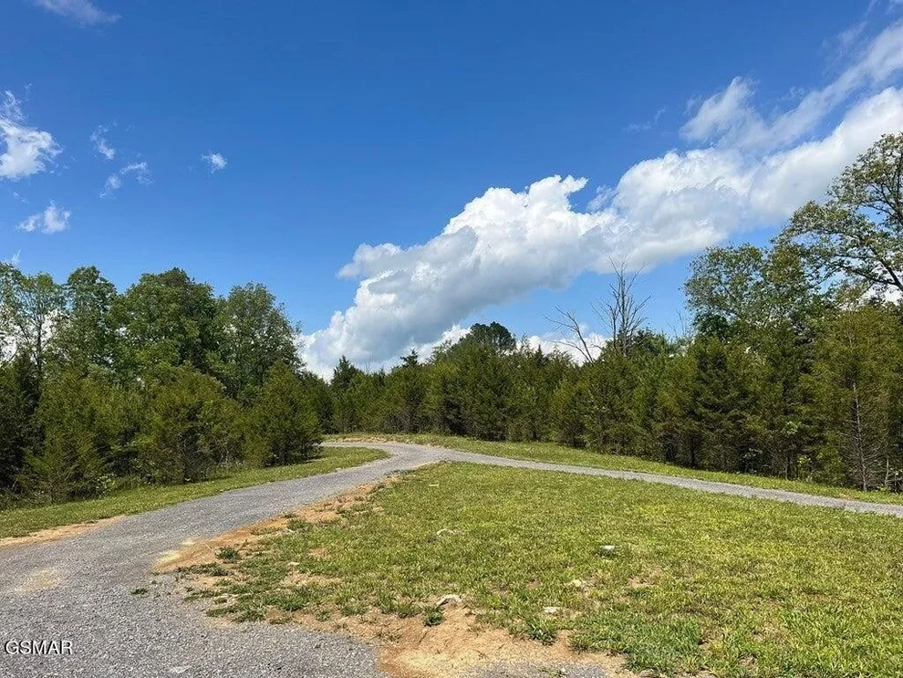Unit for sale at 1127 Old Hwy 66, Rogersville, TN 37857