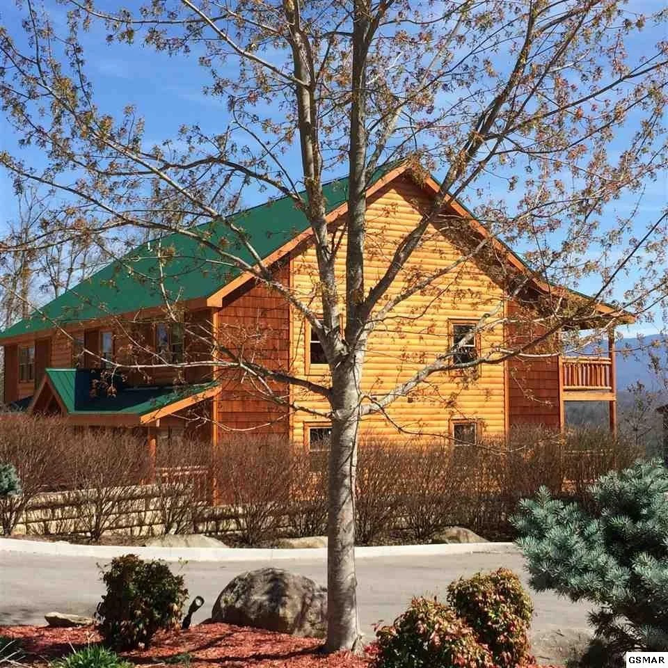 Unit for sale at 1953 Blackthorn Trail, Sevierville, TN 37876