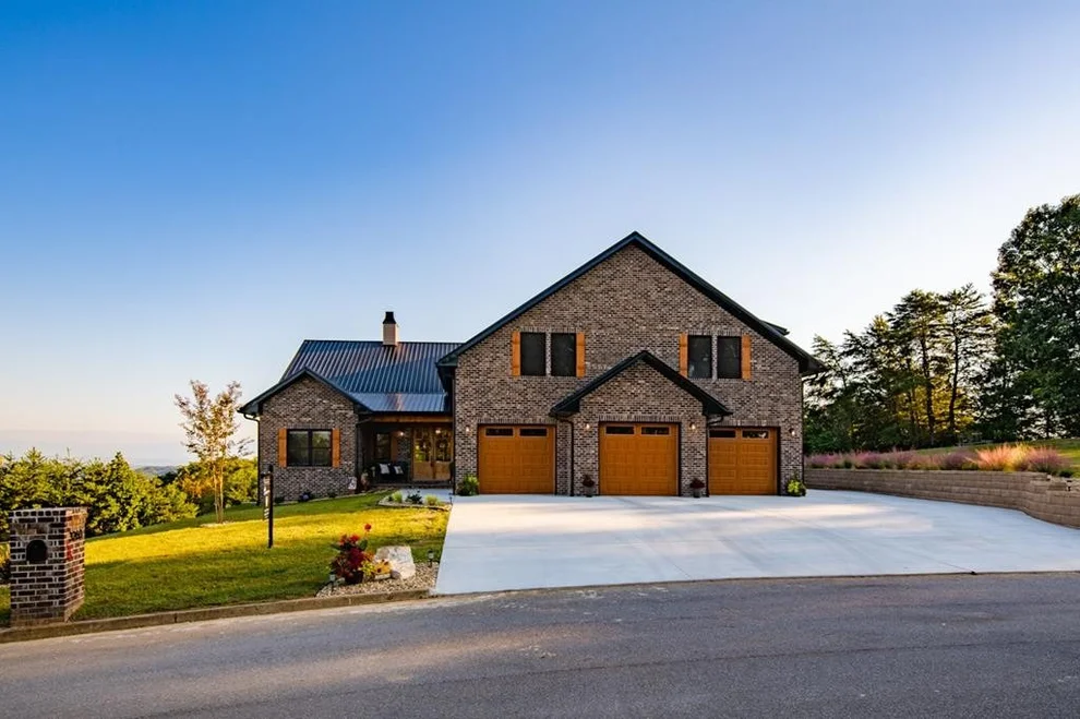 Unit for sale at 3260 Sandpiper Court, Kodak, TN 37764