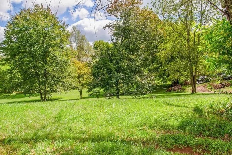 Unit for sale at 11 Woods View Circle, Kodak, TN 37764