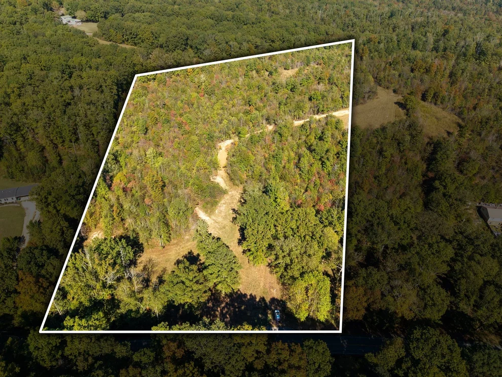 Unit for sale at 1726 Highway 230, Waverly, TN 37185