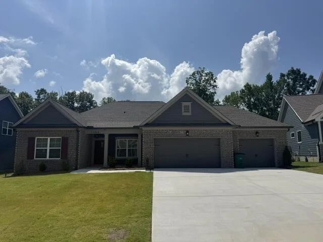 Unit for sale at 11868 Herons Haven Drive, Soddy Daisy, TN 37379