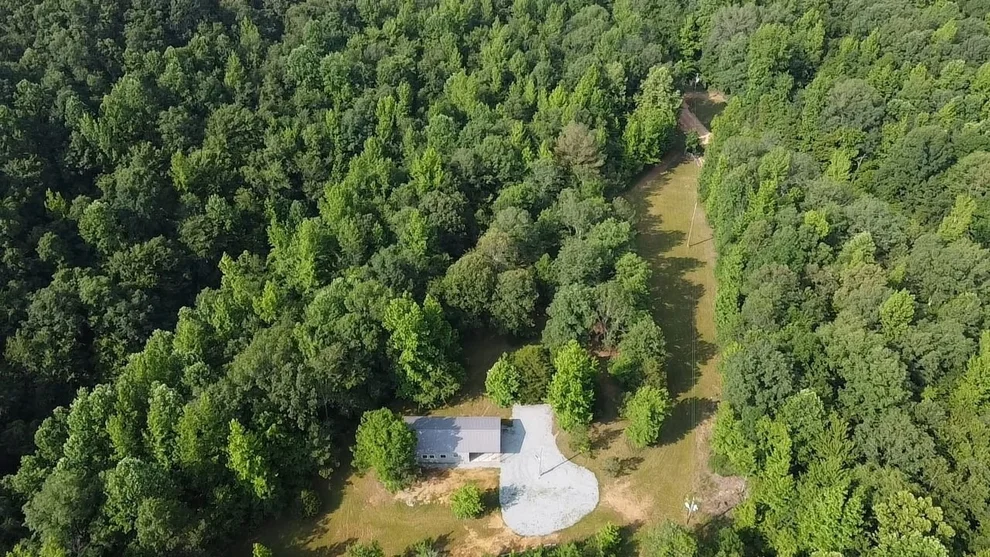 Unit for sale at 3412 Dogwood Rd, Hurricane Mills, TN 37078