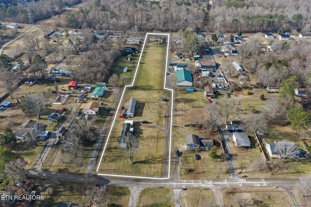 Unit for sale at 6435 Hubert Bean Rd, Knoxville, TN 37918