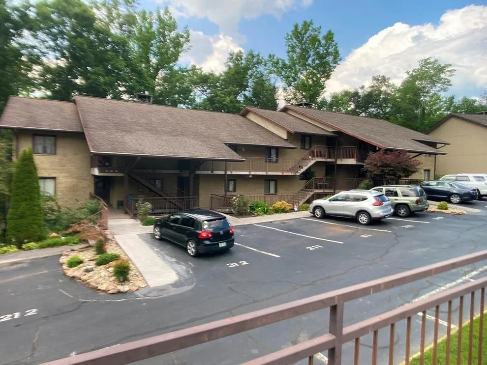 Unit for sale at 221 Woodland Drive, Gatlinburg, TN 37738