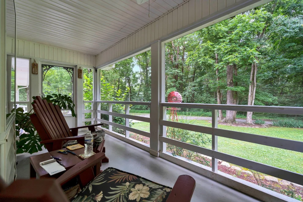 Unit for sale at 718 Dewind Drive, Pikeville, TN 37367