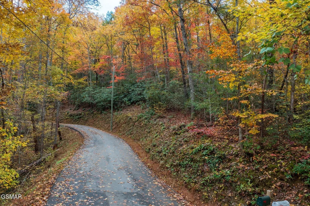 Unit for sale at 910 Laurel Mountain Road, Gatlinburg, TN 37738