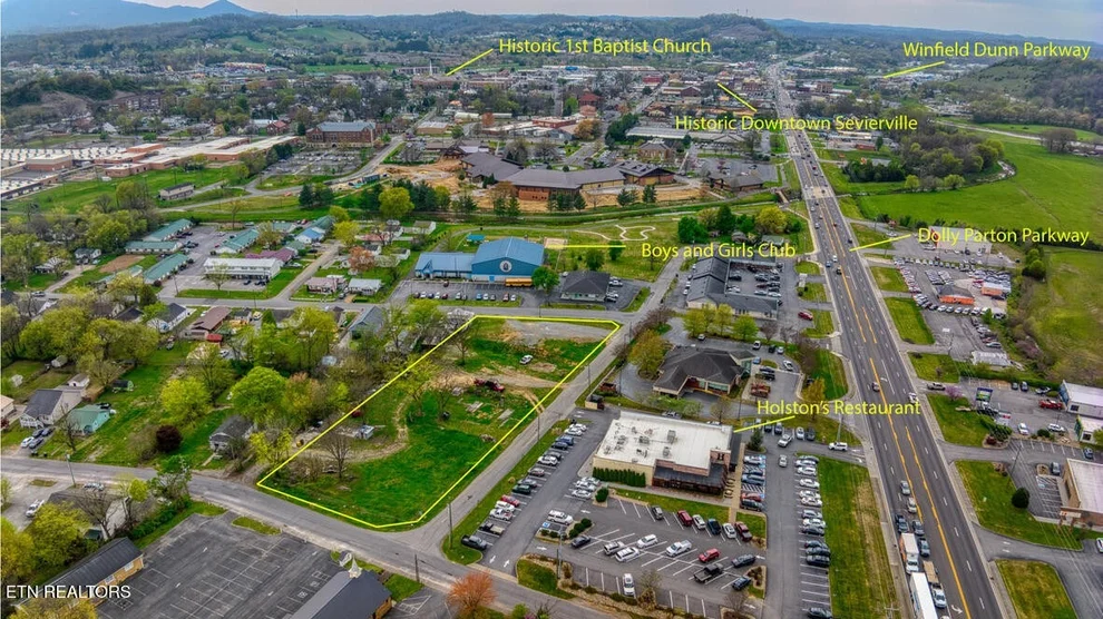 Unit for sale at 601 E Bruce St, Sevierville, TN 37862